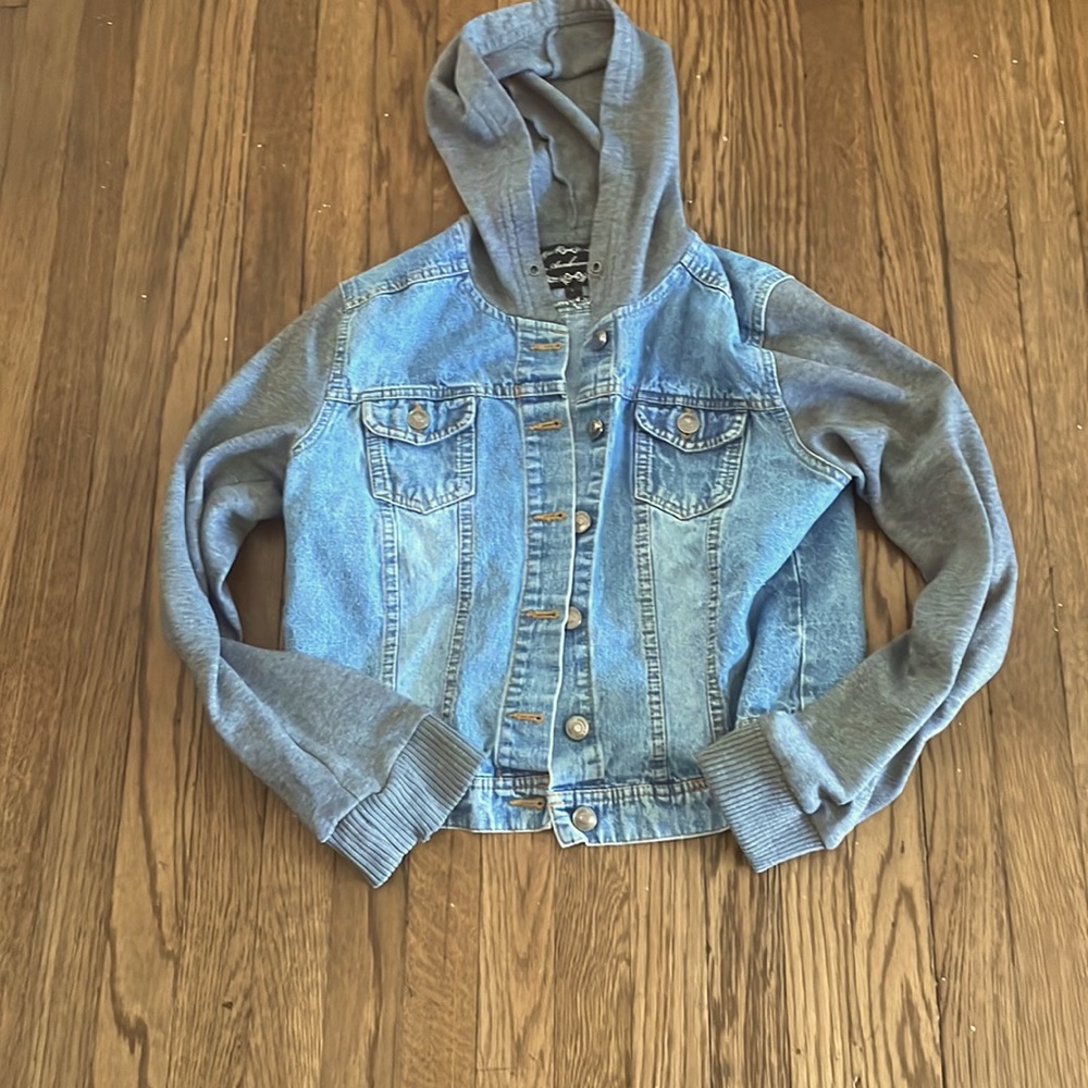 This jean jacket is very comfy cute and stylish.